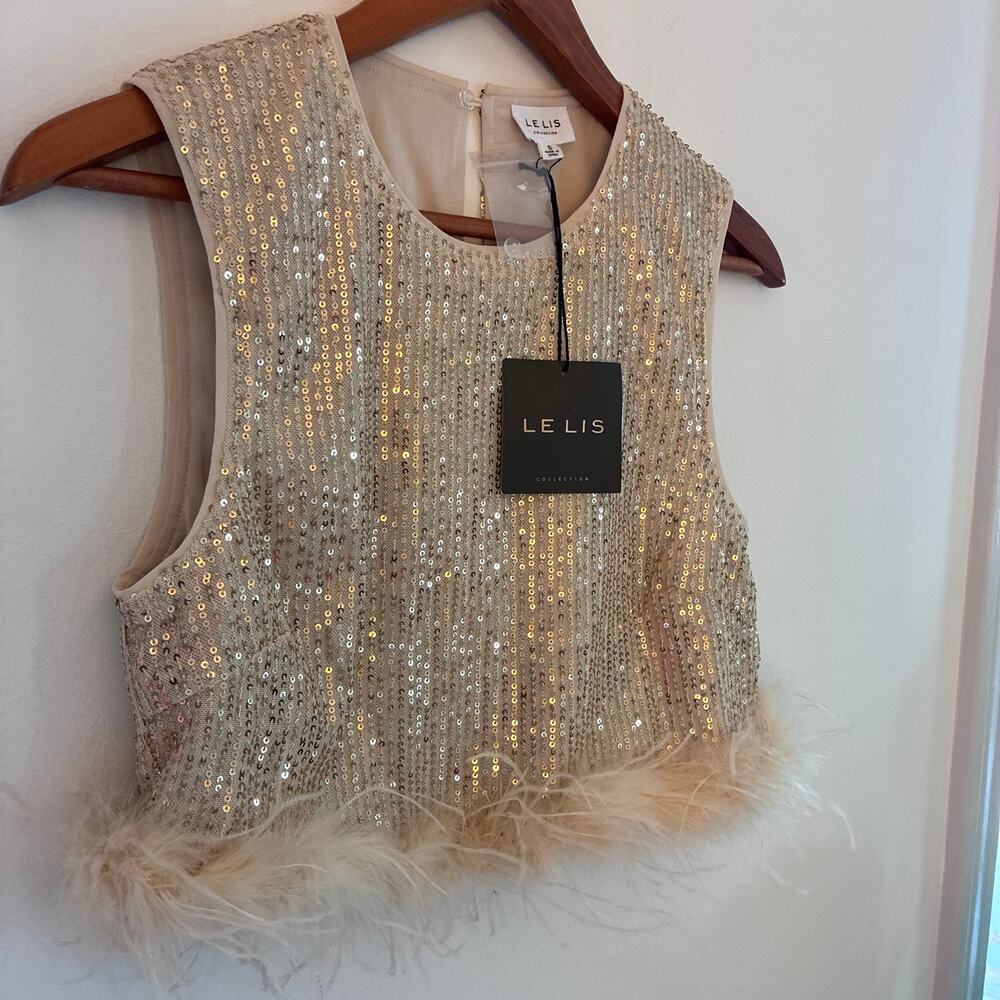 Le Lis Natalia Feather Trim Sequin Top NWT Small Glam Party Tank - Picture 11 of 14